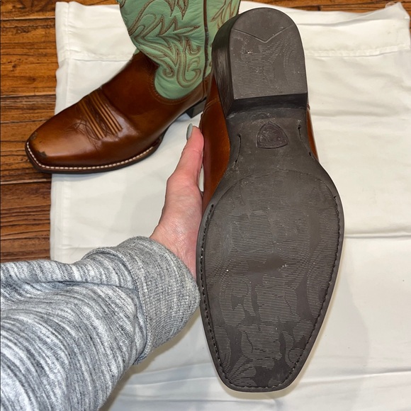 Ariat Legend Leather Square-toe Boots - Picture 8 of 13